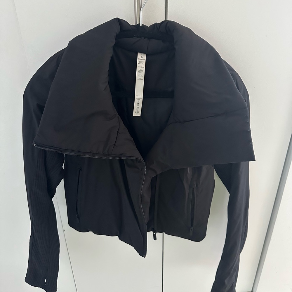Lululemon Cropped Black Puffer Jacket
